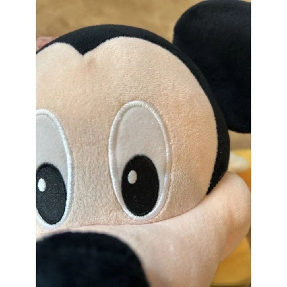 Disney‎ Mickey Mouse 24